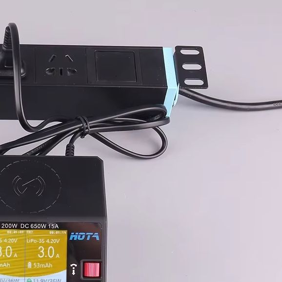 Hota D6 Pro Dual Lipo Charger - شاحن HOTA D6 Pro بقوة 200